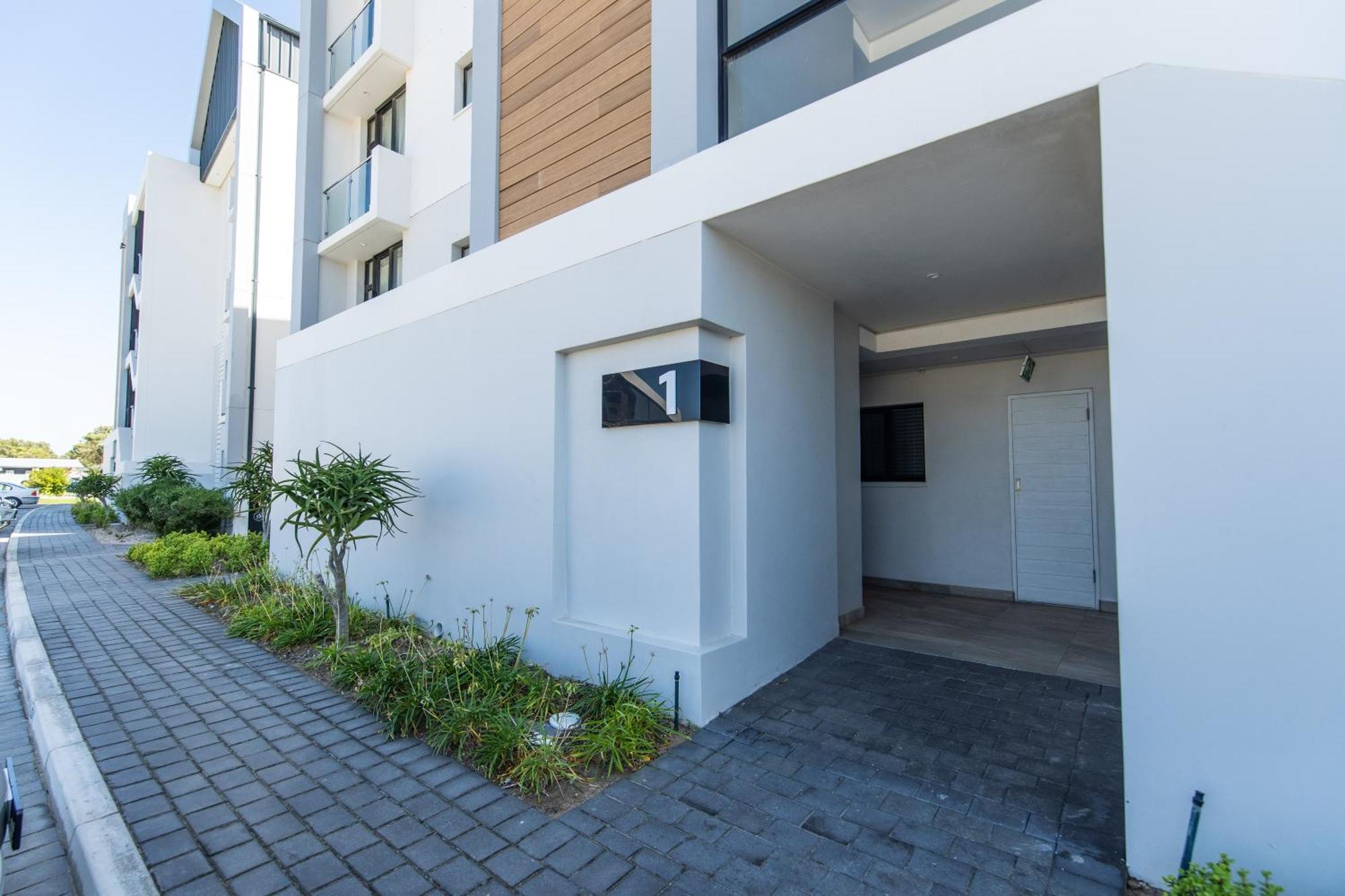 Cozy Modern Apartment At Bellamare Port Elizabeth Dış mekan fotoğraf