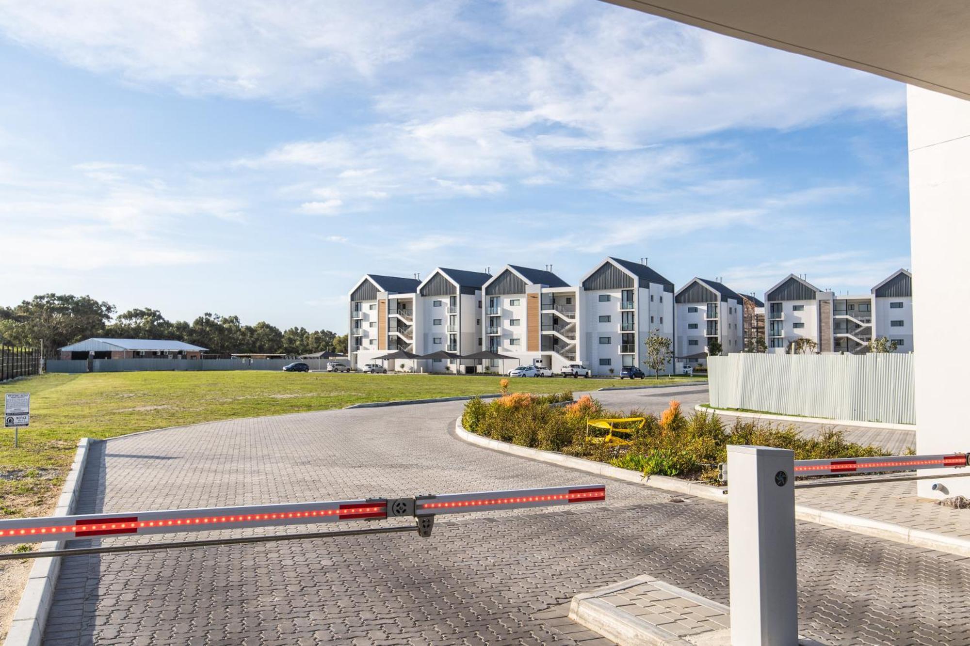 Cozy Modern Apartment At Bellamare Port Elizabeth Dış mekan fotoğraf
