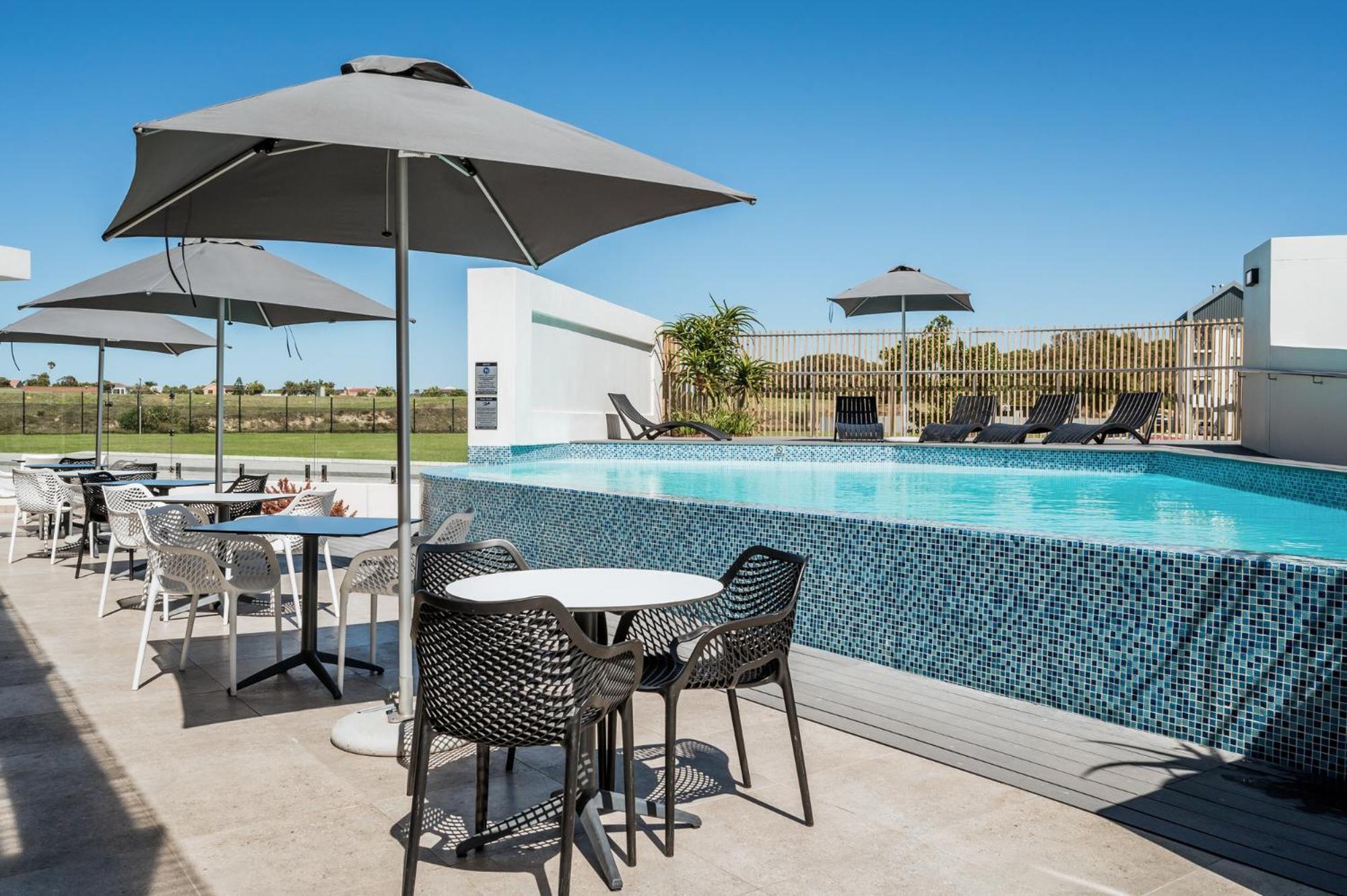 Cozy Modern Apartment At Bellamare Port Elizabeth Dış mekan fotoğraf